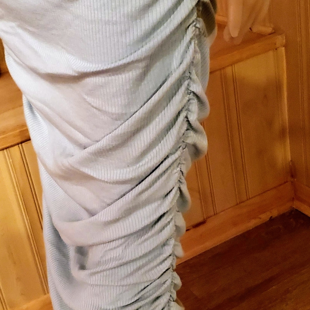 Forever 21 Ruched Ribbed Tank Dress - Picture 4 of 7